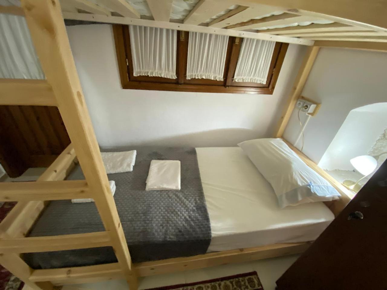 Cico Hostel &Private Room Αργυρόκαστρο Εξωτερικό φωτογραφία