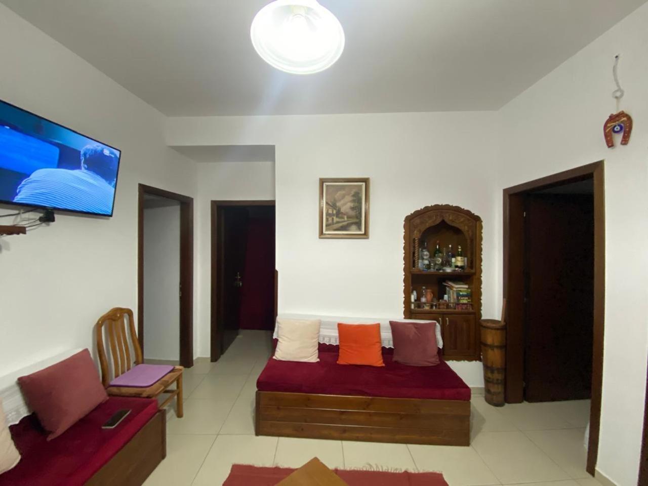 Cico Hostel &Private Room Αργυρόκαστρο Εξωτερικό φωτογραφία