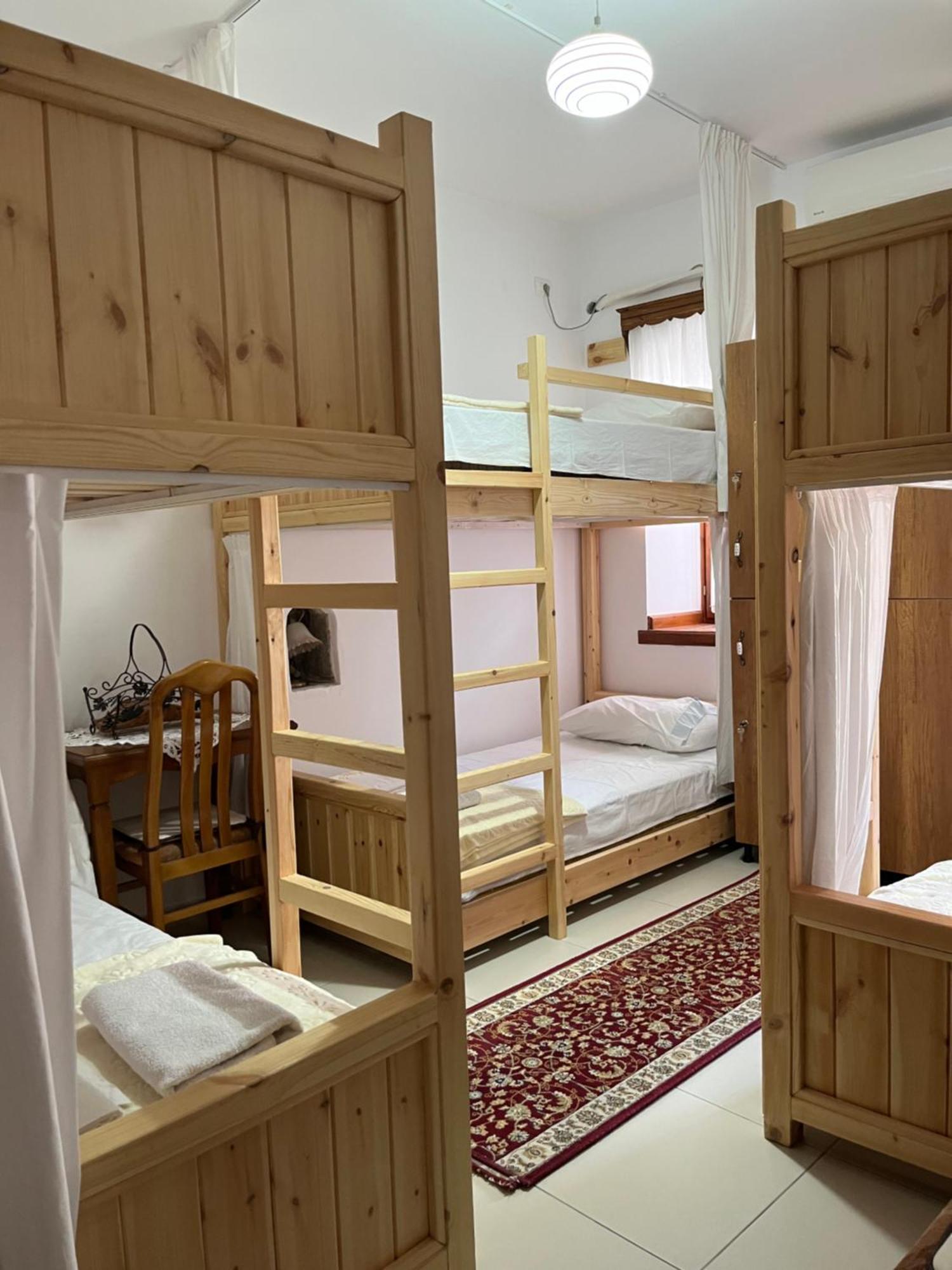 Cico Hostel &Private Room Αργυρόκαστρο Εξωτερικό φωτογραφία