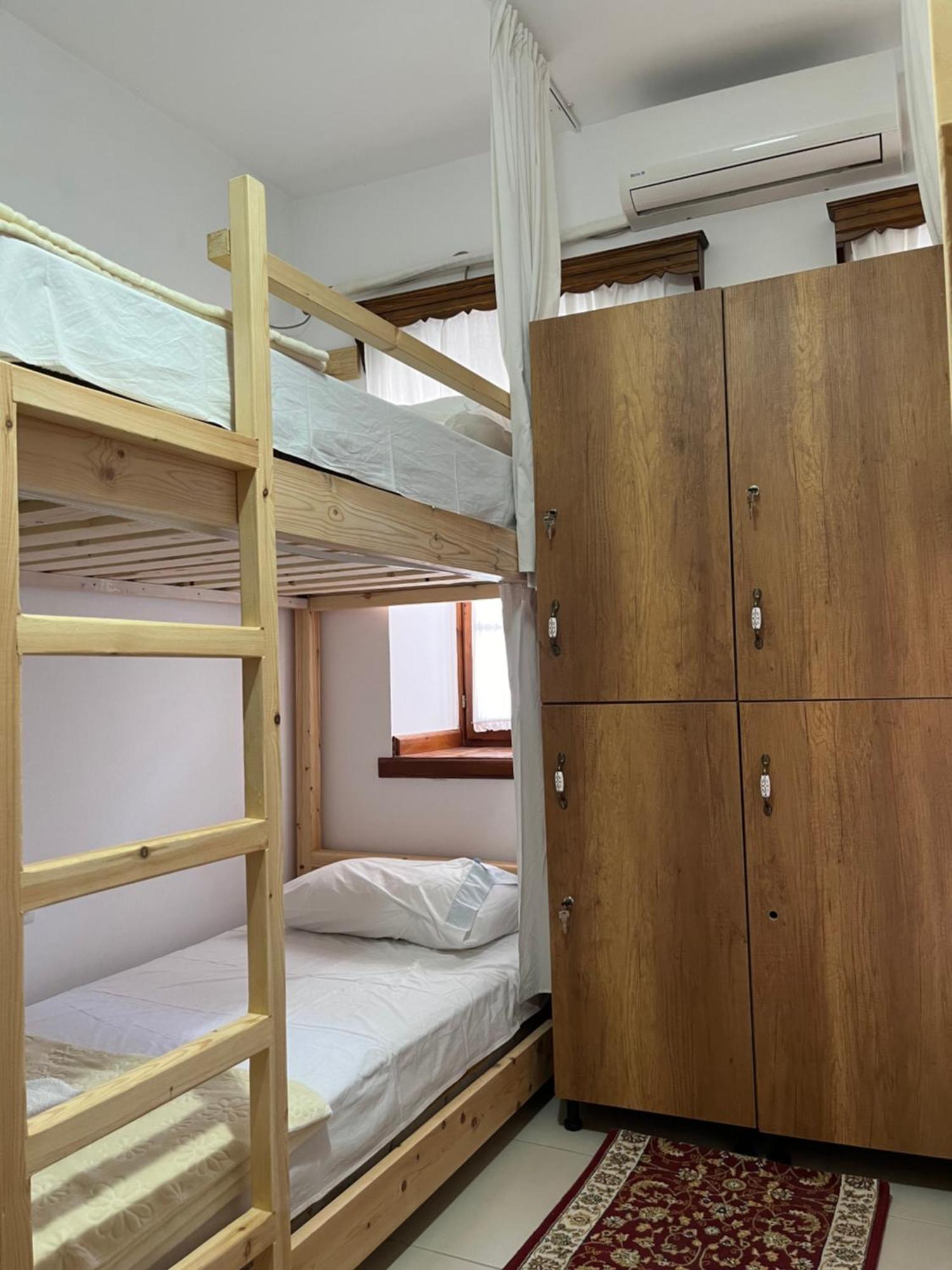 Cico Hostel &Private Room Αργυρόκαστρο Εξωτερικό φωτογραφία