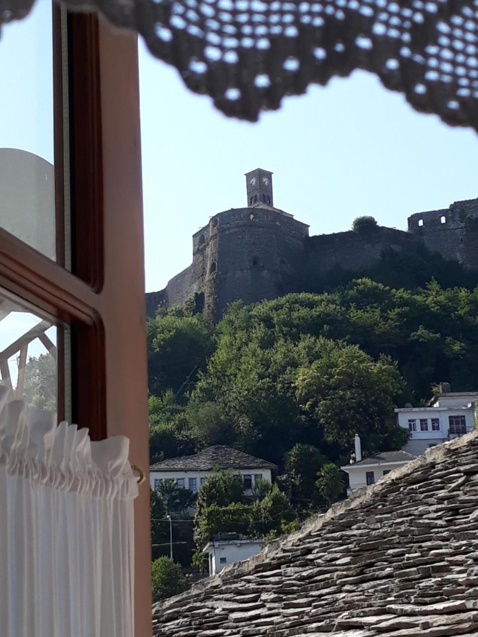 Cico Hostel &Private Room Αργυρόκαστρο Εξωτερικό φωτογραφία